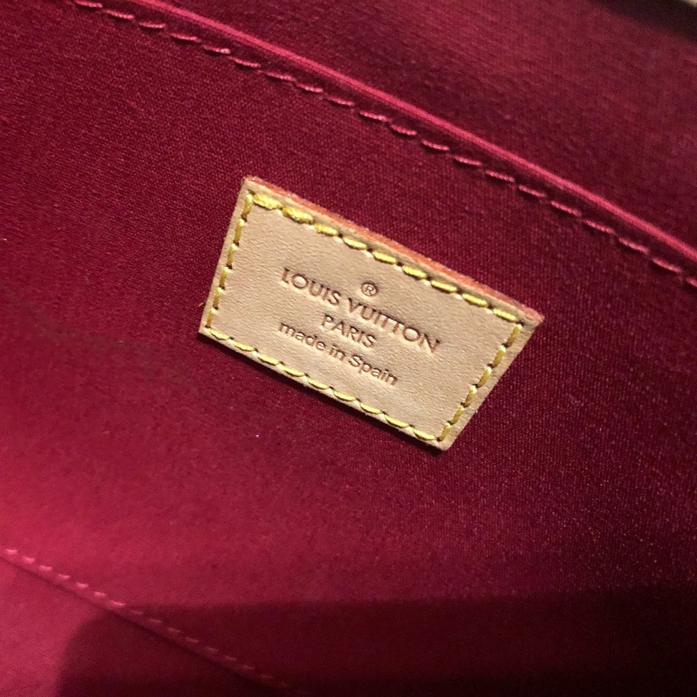 Louis Vuitton Vernis Pomme d'Amour Roxbury Drive Handbag East West bag - Picture 6 of 10